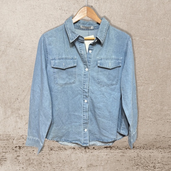 Miss Sparkling Button Down Shirt NWT - Picture 1 of 4